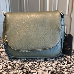 NWT Moda Luxe Henri Olive Foldover Zip Crossbody